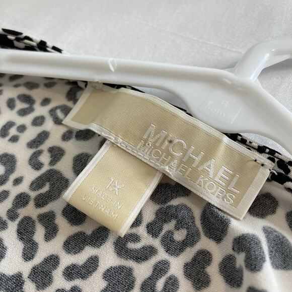 Michael Michael Kors Women's Leopard Print V‎ Neck Blouse Size 1X Flowy Safari - Picture 5 of 11